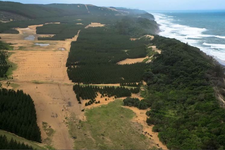 iSimangaliso communicates with stakeholders